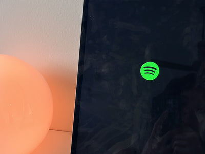 Music To Help You Relax & Focus | An Interview With the Creator of Modern Headspace