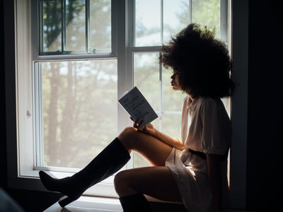6 Books Every Girl Boss Should Read